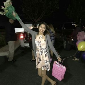 Meet your Posher, Sierra